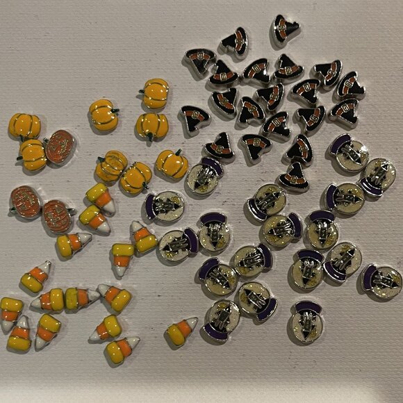 Memory locket floating charms - Hard to find Halloween charms - Picture 1 of 1